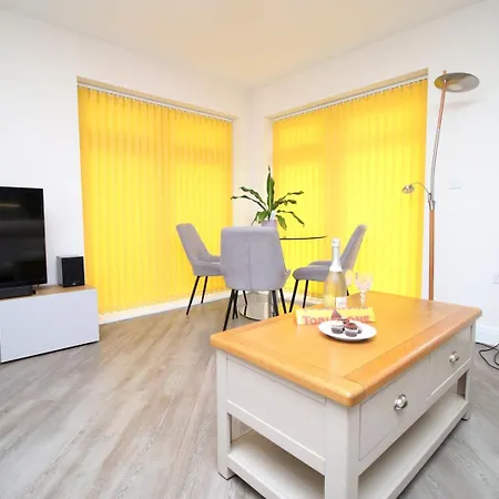 Cohost Partners Cozy Retreat Near Cardiff Bay