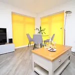 Cohost Partners Cozy Retreat Near Cardiff Bay
