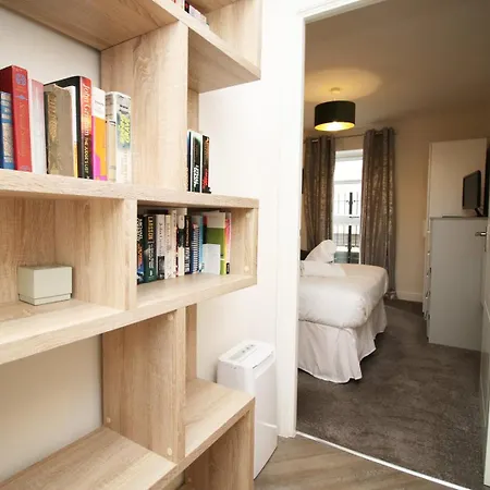 Cohost Partners Cozy Retreat Near Cardiff Bay 布里斯托