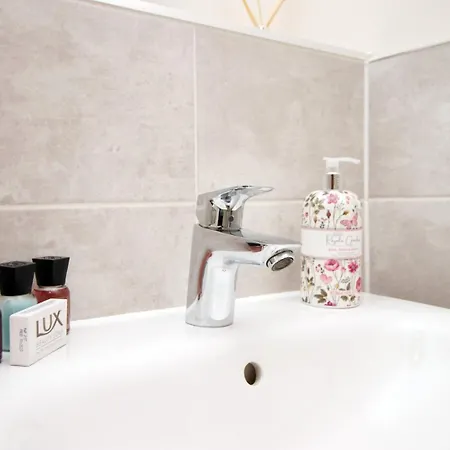 Cohost Partners Cozy Retreat Near Cardiff Bay *