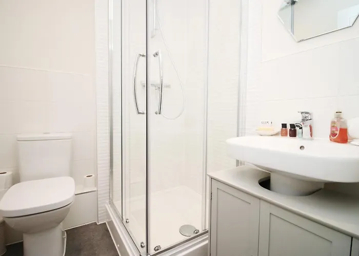 Cohost Partners Cozy Retreat Near Cardiff Bay Bristol