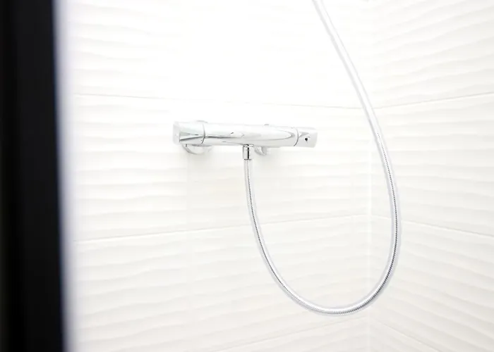 Apartment Cohost Partners Cozy Retreat Near Cardiff Bay *