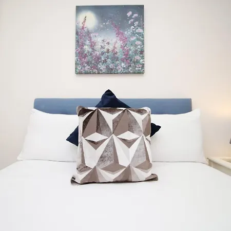 Cohost Partners Cozy Retreat Near Cardiff Bay Apartment Bristol