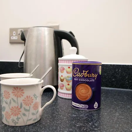 Cohost Partners Cozy Retreat Near Cardiff Bay * Bristol