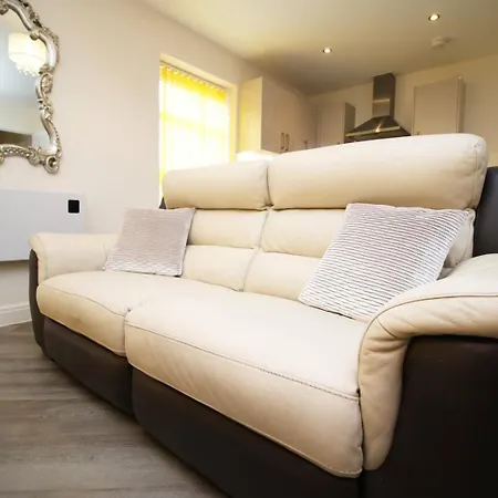 Cohost Partners Cozy Retreat Near Cardiff Bay * Bristol